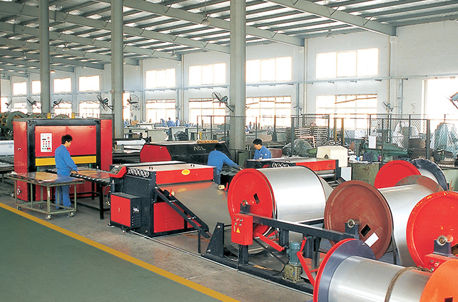 不朽情缘圆带式餐具接纳机优点先容