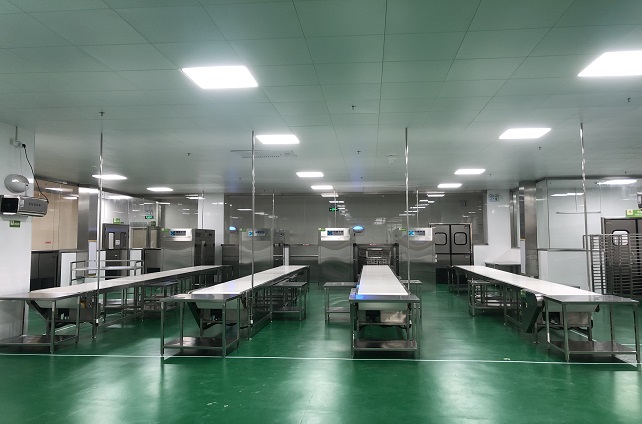 不朽情缘中厨助力东莞增米中央厨房防疫医护职员用餐效劳