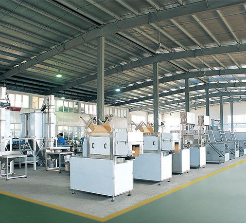 浙江工商大学食堂中央厨房自动洗碗机-不朽情缘中央厨房装备浙江案例