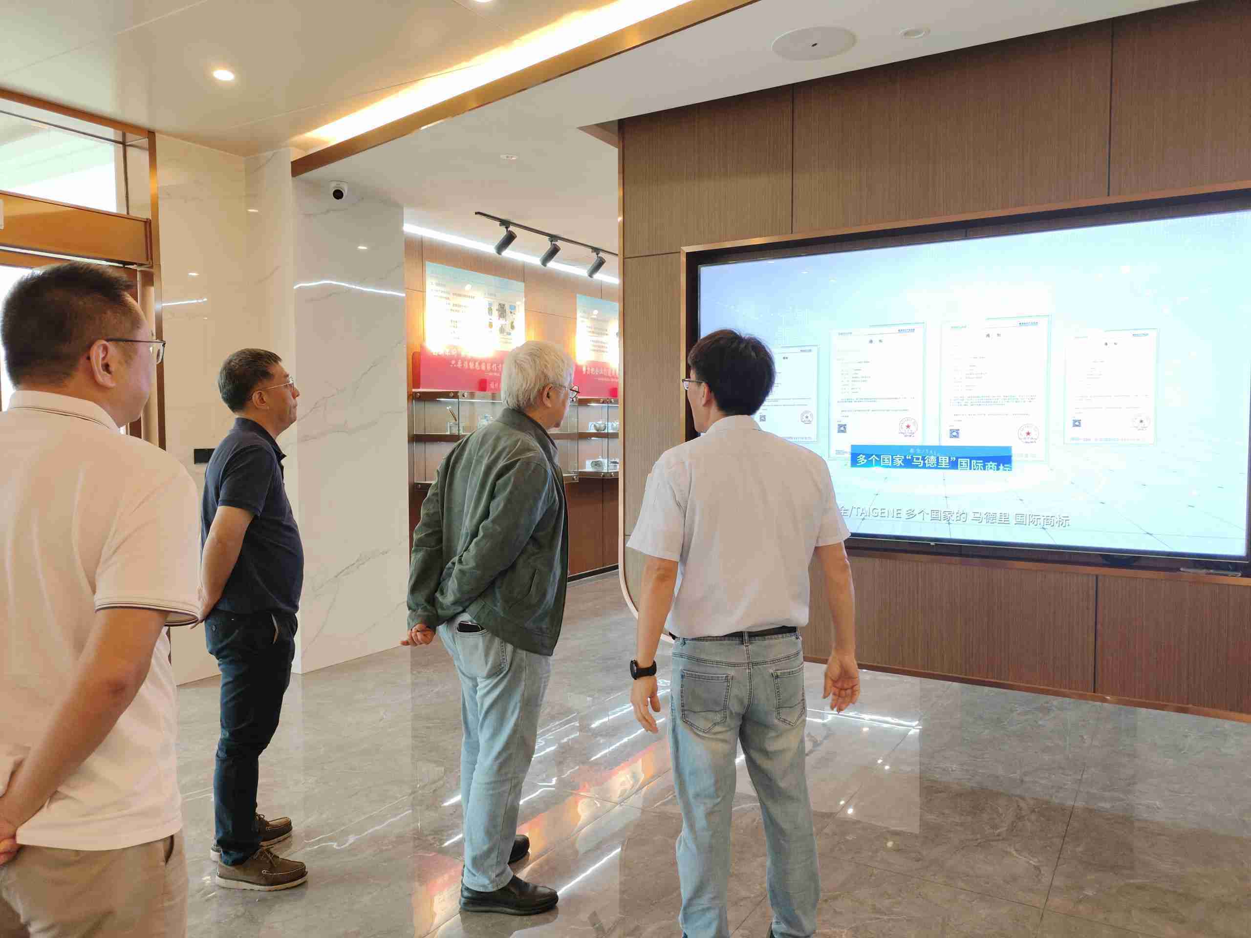 ��ҳ-AG��Ѷ�����˹ٷ���վ