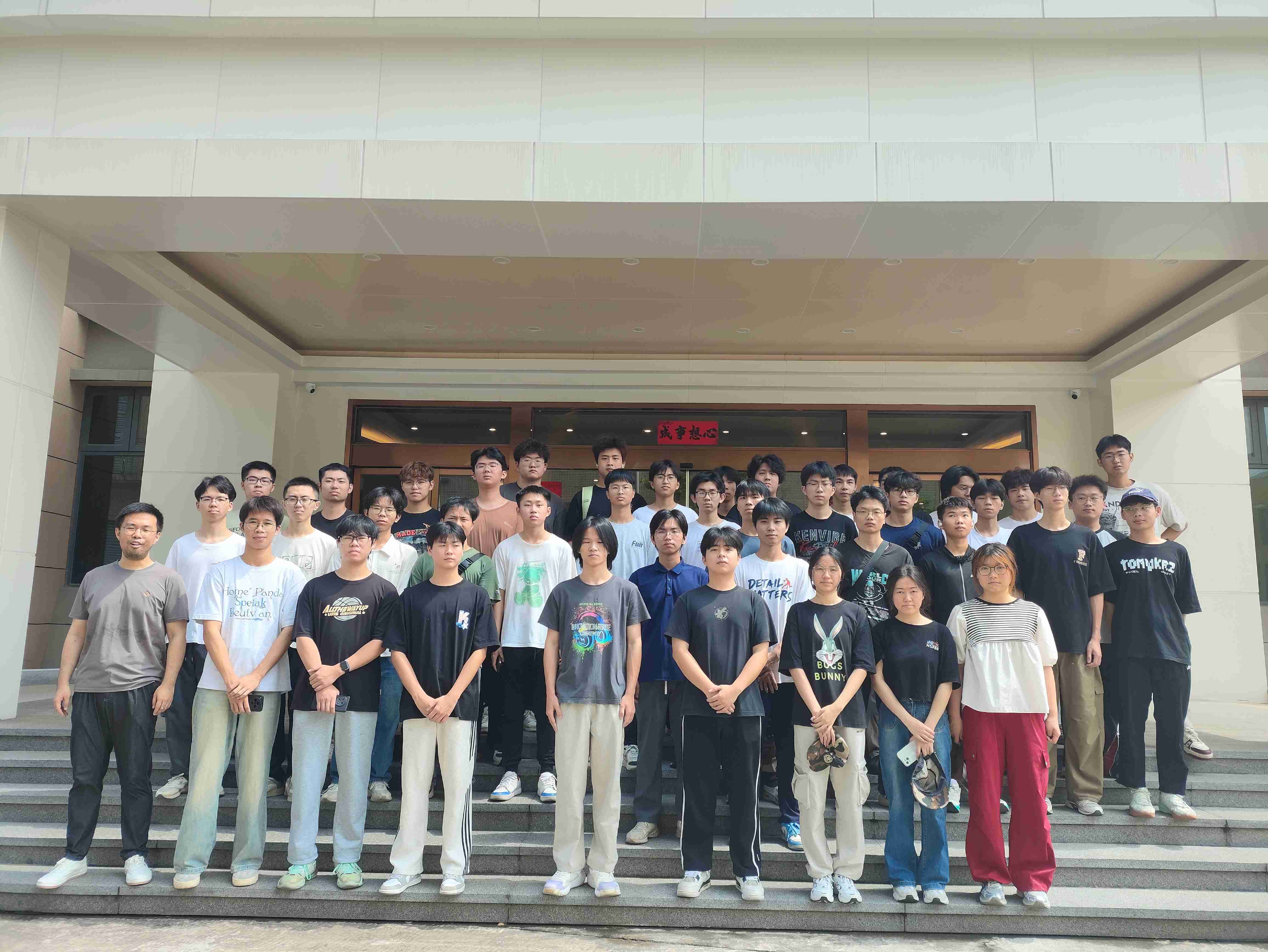 ��ҳ-AG��Ѷ�����˹ٷ���վ